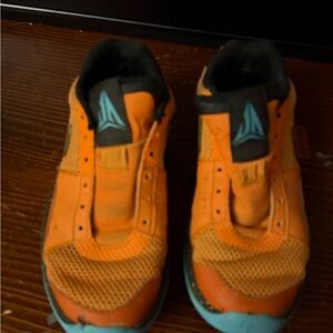 Nike Kids Sneakers in Orange and Teal